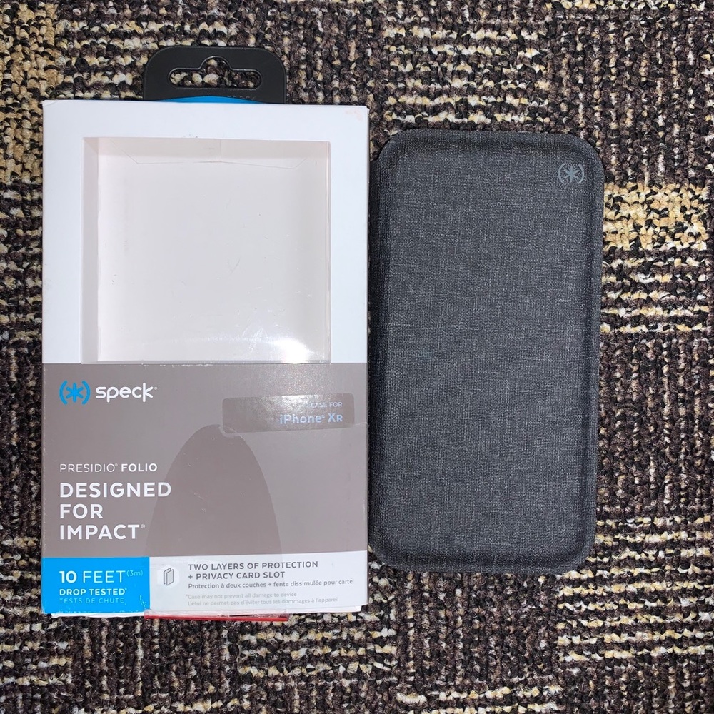 Speck Presidio Folio Case